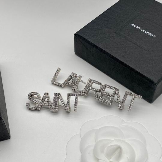 YSL Brooch 04lyh95